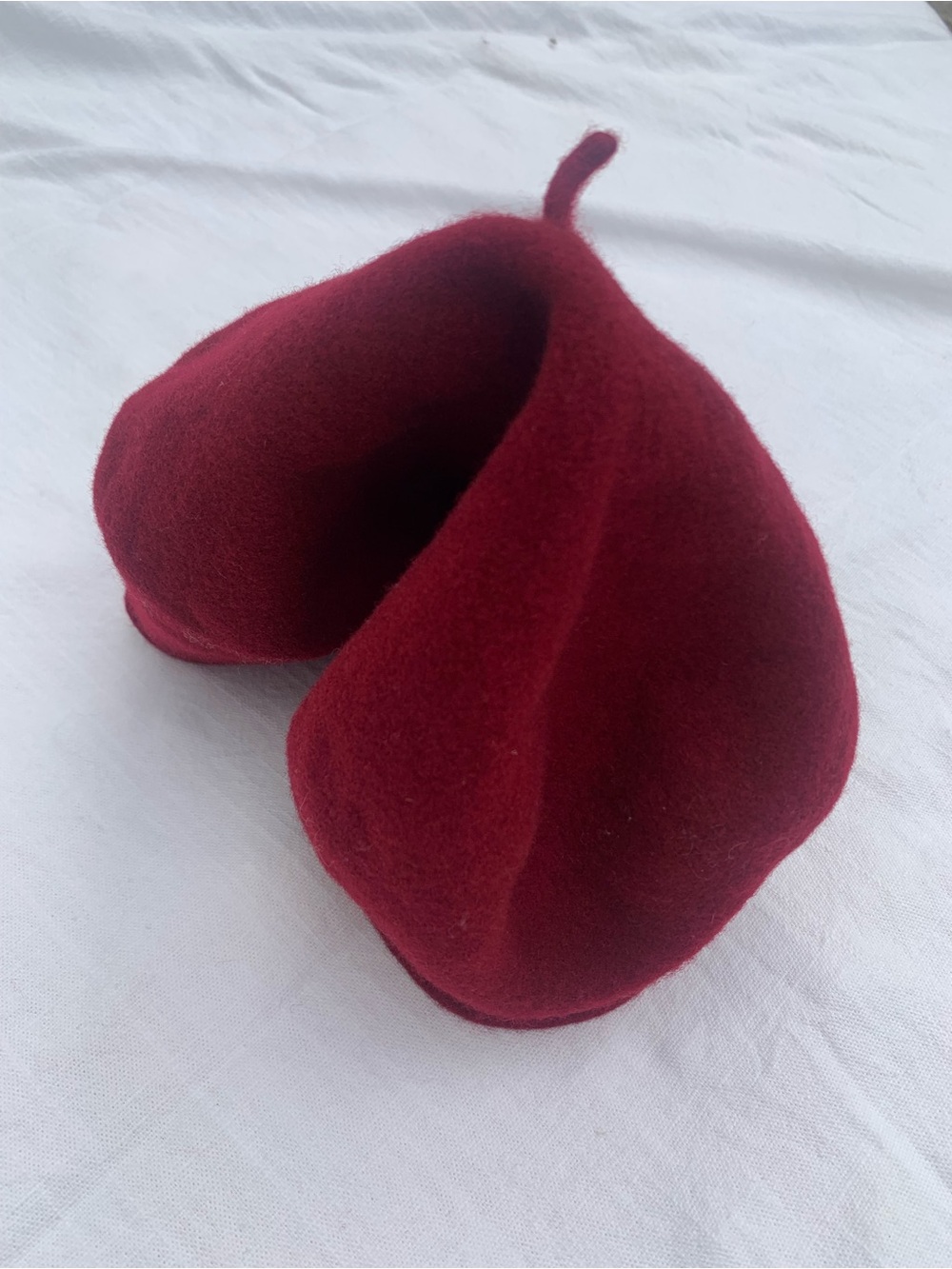 Vintage 100% Pure Wool French Beret Burgundy Red Made in France Traditional